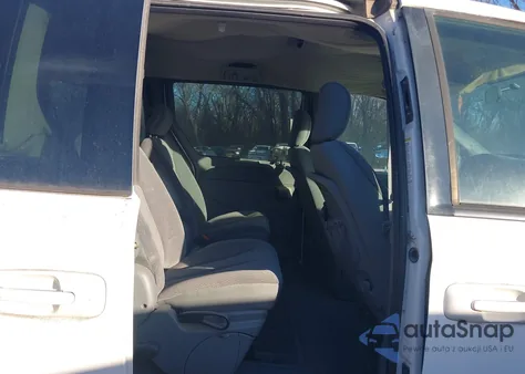 2004 Dodge Grand Caravan Sxt из США, поврежденный, VIN 2D4GP44L74R501146